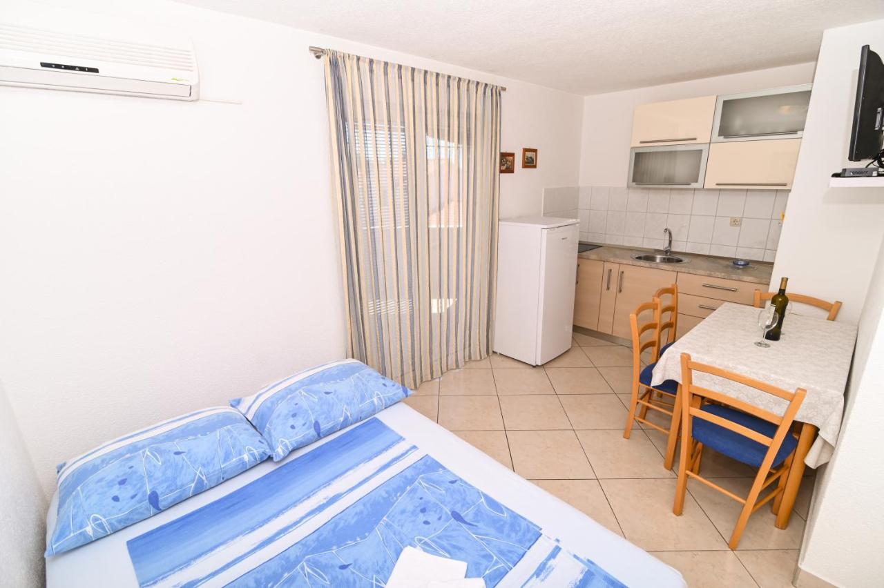 Apartmani Adria Трогір Екстер'єр фото