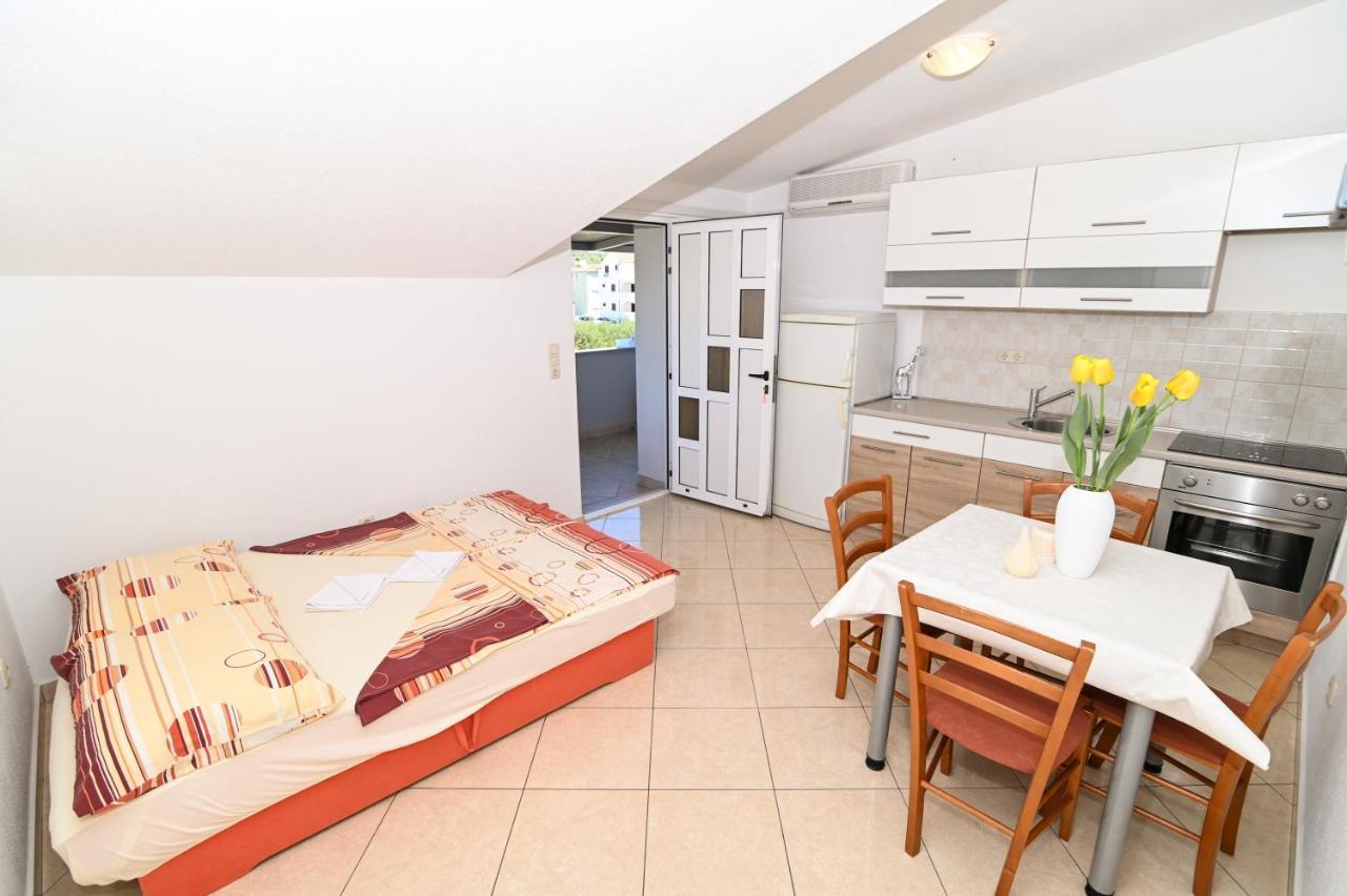 Apartmani Adria Трогір Екстер'єр фото